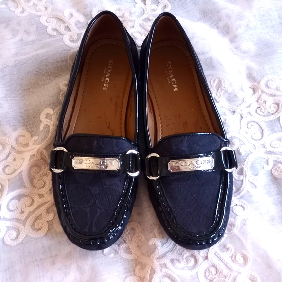 Coach black textured shoes women's Size 6.5 B